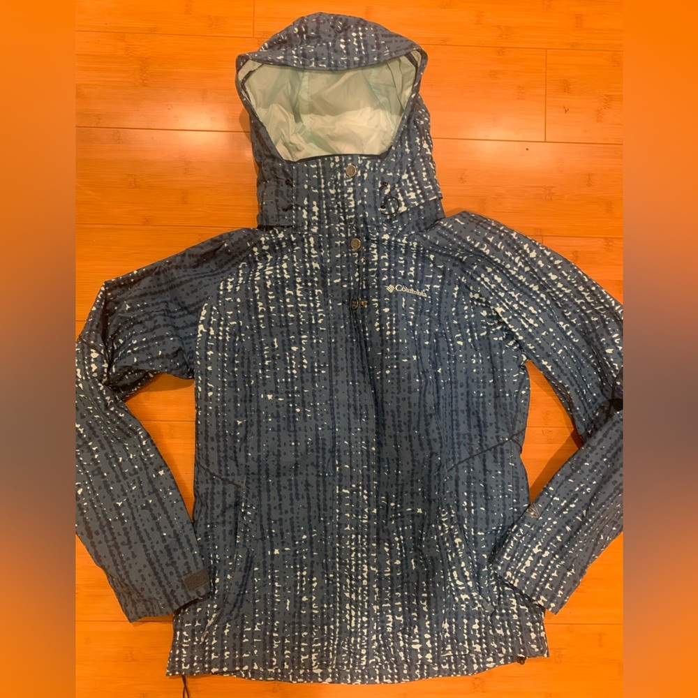 Columbia women’s jacket size medium